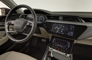 Audi Q8 e-tron vaihtoauto