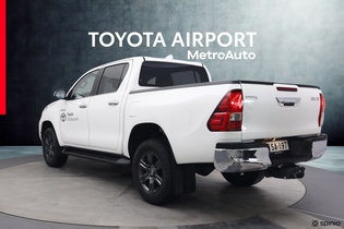 Toyota Hilux vaihtoauto