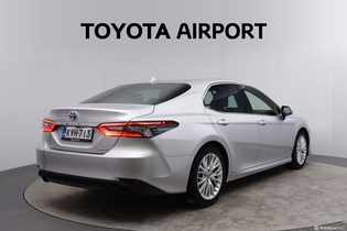 Toyota Camry vaihtoauto