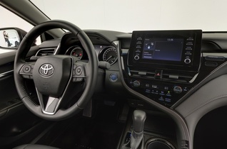 Toyota Camry vaihtoauto