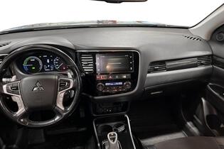 Mitsubishi Outlander PHEV vaihtoauto