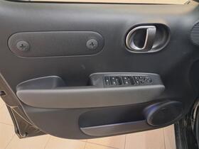 Hyundai INSTER vaihtoauto