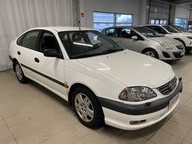 Toyota Avensis vaihtoauto