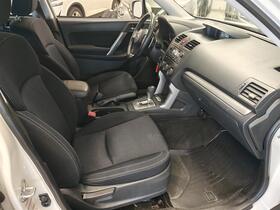 Subaru Forester vaihtoauto