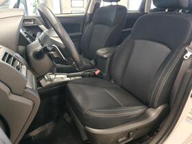 Subaru Forester vaihtoauto