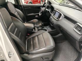 Kia Sorento vaihtoauto