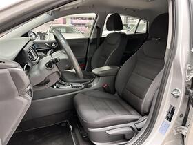 Hyundai IONIQ hybrid vaihtoauto