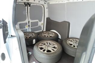 Ford Transit Connect vaihtoauto