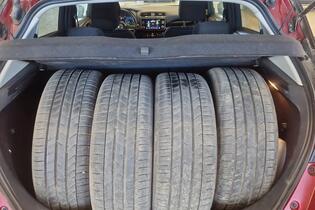 Nissan Leaf vaihtoauto