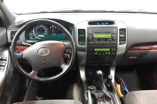 Toyota Land Cruiser vaihtoauto