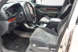 Toyota Land Cruiser vaihtoauto