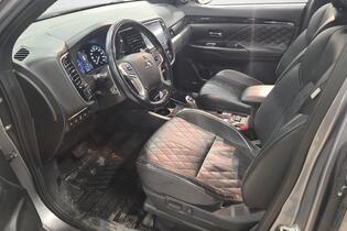 Mitsubishi Outlander PHEV vaihtoauto
