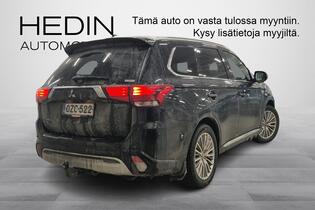 Mitsubishi Outlander PHEV vaihtoauto