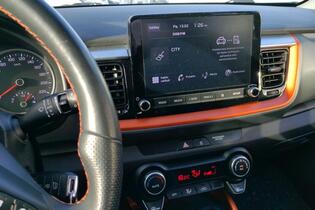 Kia Stonic vaihtoauto