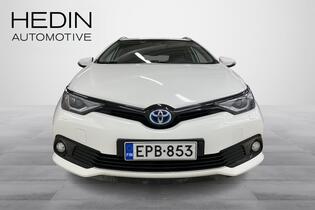 Toyota Auris vaihtoauto