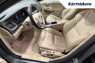 Volvo V60 Cross Country vaihtoauto