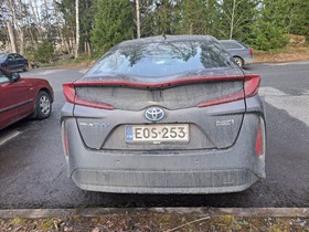 Toyota Prius Plug-in vaihtoauto