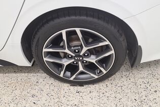 Kia Proceed vaihtoauto