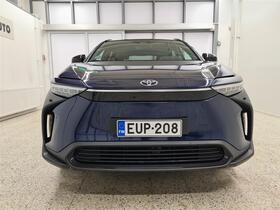 Toyota bZ4X vaihtoauto