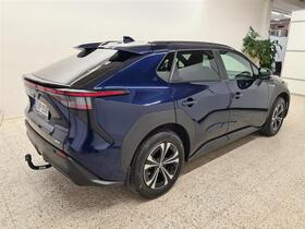 Toyota bZ4X vaihtoauto