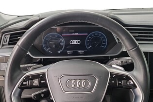 Audi Q8 e-tron vaihtoauto