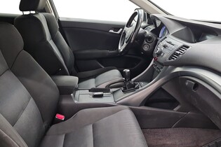 Honda Accord vaihtoauto