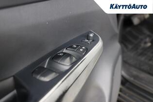 Nissan Navara vaihtoauto