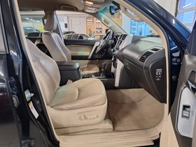 Toyota Land Cruiser vaihtoauto