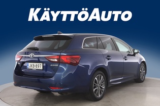 Toyota Avensis vaihtoauto