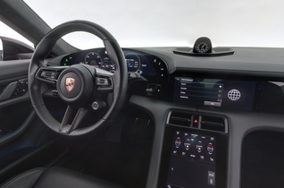 Porsche Taycan vaihtoauto