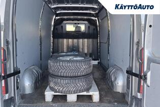 Nissan NV400 vaihtoauto