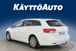 Toyota Avensis vaihtoauto