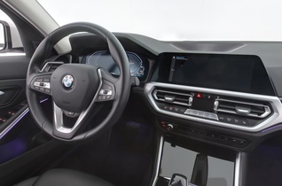 BMW 330 vaihtoauto