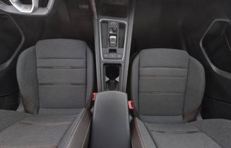 SEAT Leon Sportstourer vaihtoauto