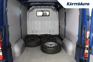 Nissan NV400 vaihtoauto