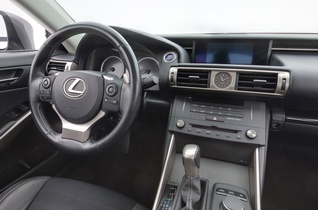 Lexus IS vaihtoauto