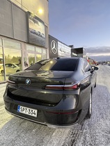 BMW i7 vaihtoauto
