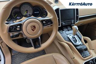 Porsche Cayenne vaihtoauto