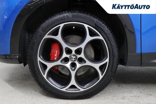 Alfa Romeo Tonale vaihtoauto