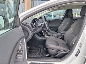 Volvo V40 Cross Country vaihtoauto