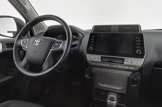 Toyota Land Cruiser vaihtoauto