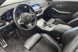 BMW 330 vaihtoauto