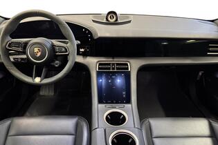 Porsche Taycan vaihtoauto