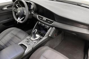 Alfa Romeo Giulia vaihtoauto