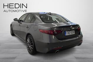 Alfa Romeo Giulia vaihtoauto