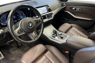 BMW 330 vaihtoauto