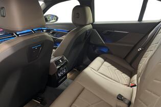 BMW i5 vaihtoauto
