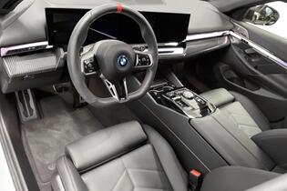 BMW i5 M60 vaihtoauto