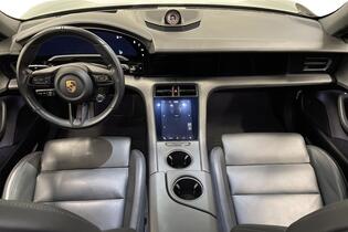 Porsche Taycan vaihtoauto