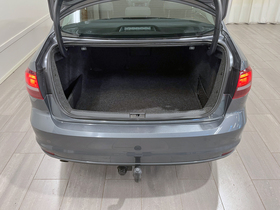 Volkswagen Jetta vaihtoauto